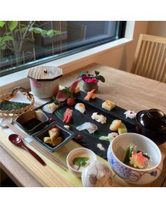 天色御膳～手織り寿司【１日限定１０食】