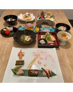 会席8,000円コース　【金・土・祝前日限定で夜も営業！！】